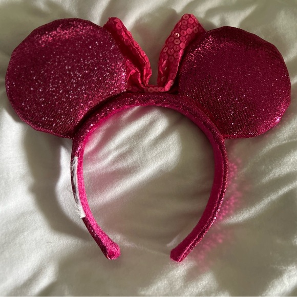 Sparkly Hot Pink Minnie Mouse Ears - Picture 2 of 2